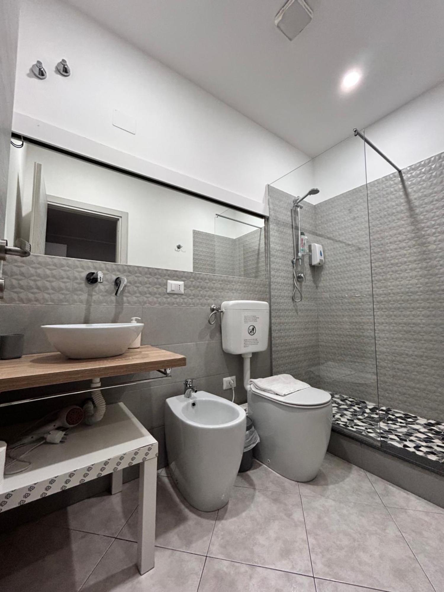 Pacini 88 Rooms And Apartment Catania Centro ภายนอก รูปภาพ