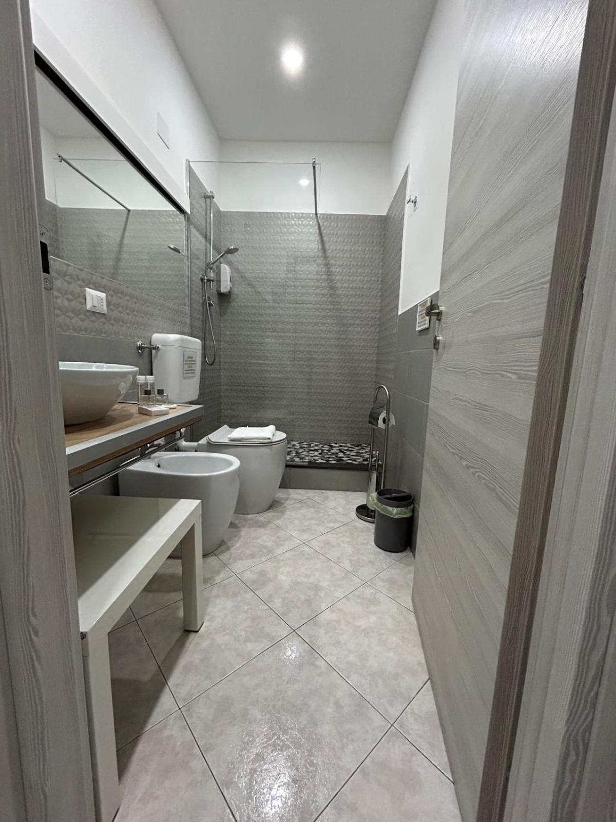 Pacini 88 Rooms And Apartment Catania Centro ภายนอก รูปภาพ