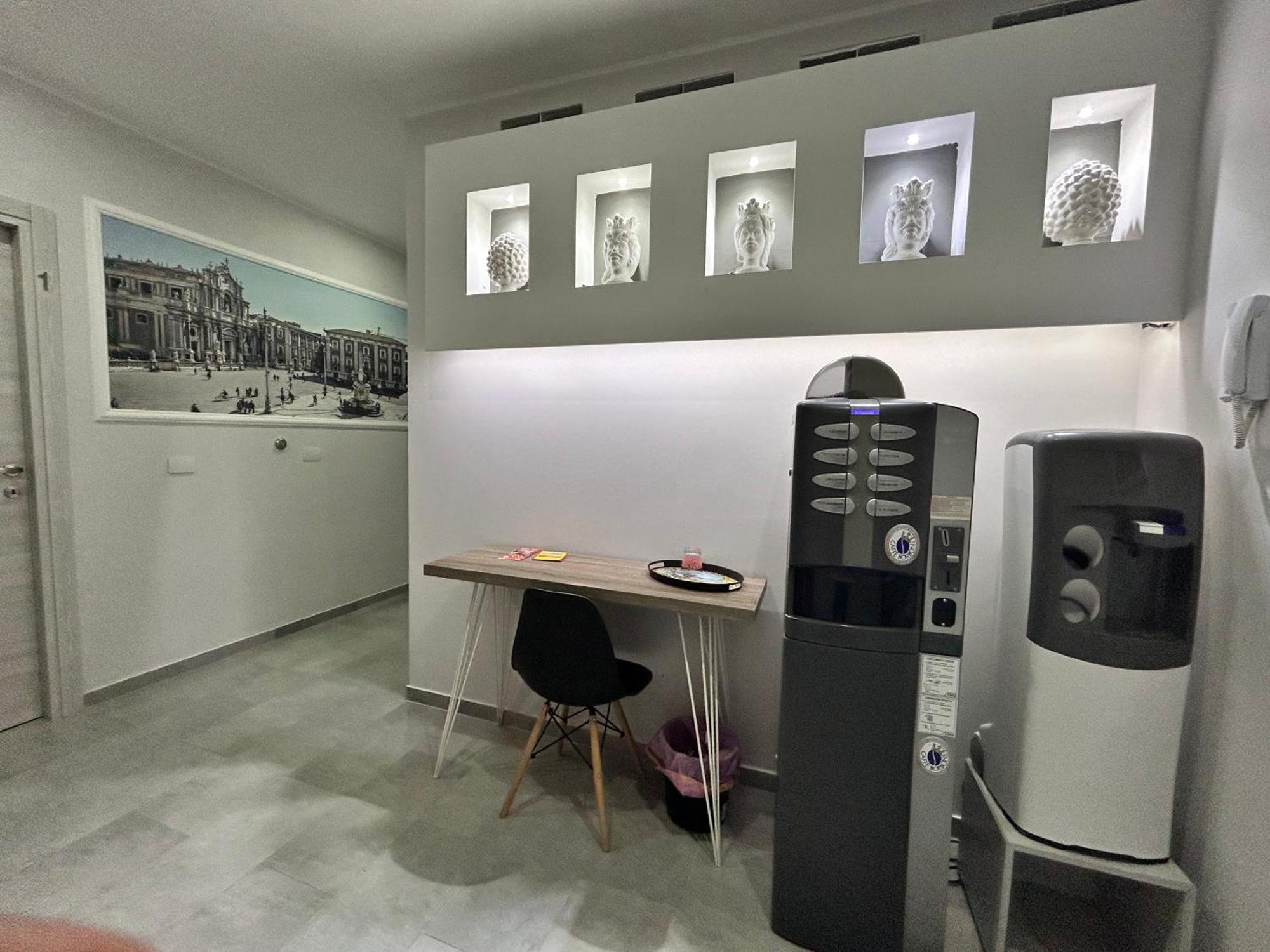 Pacini 88 Rooms And Apartment Catania Centro ภายนอก รูปภาพ